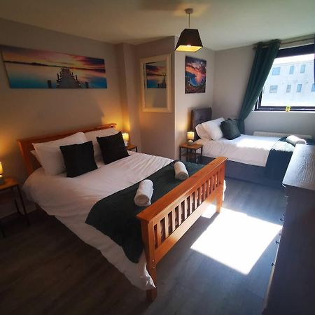 2Br Spacious City Centre Apartment Belfast Bagian luar foto